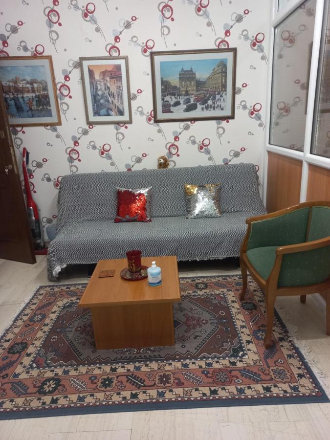 Διαμέρισμα Στο Κέντρο Της Πόλης Tripoli Luaran gambar